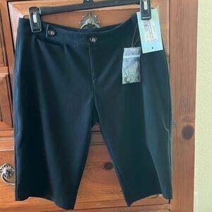Guess by Marciano Women’s Black Shorts Size 2 NWT